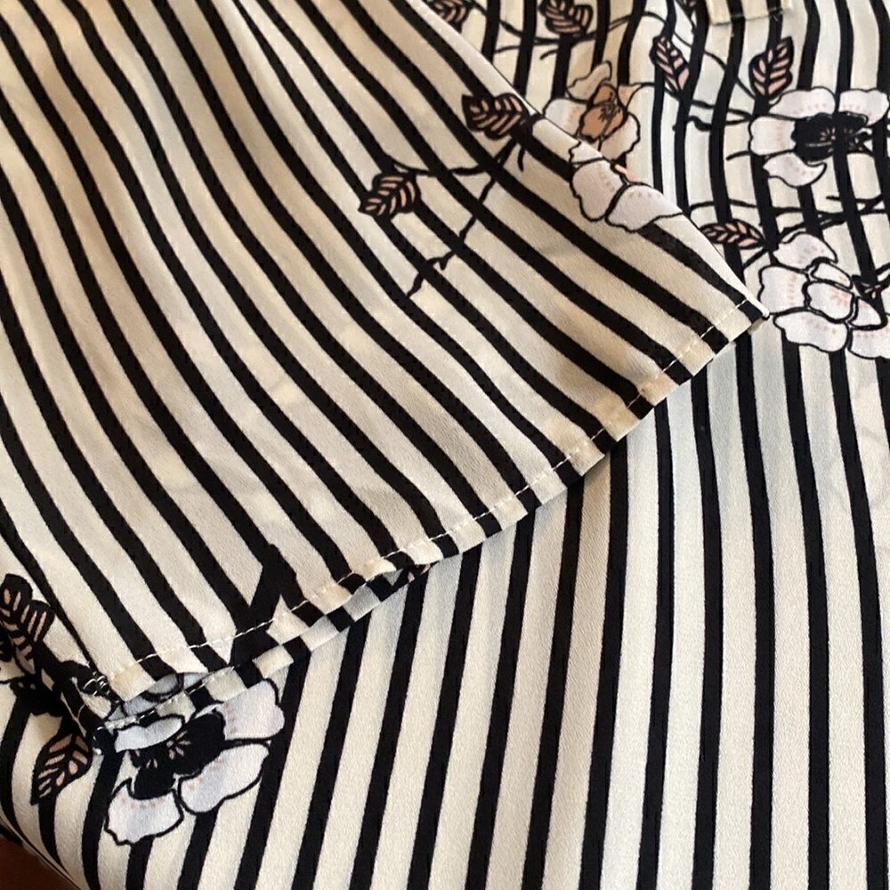 Black Rainn Women’s Stripe and Floral Blouse - Picture 4 of 8
